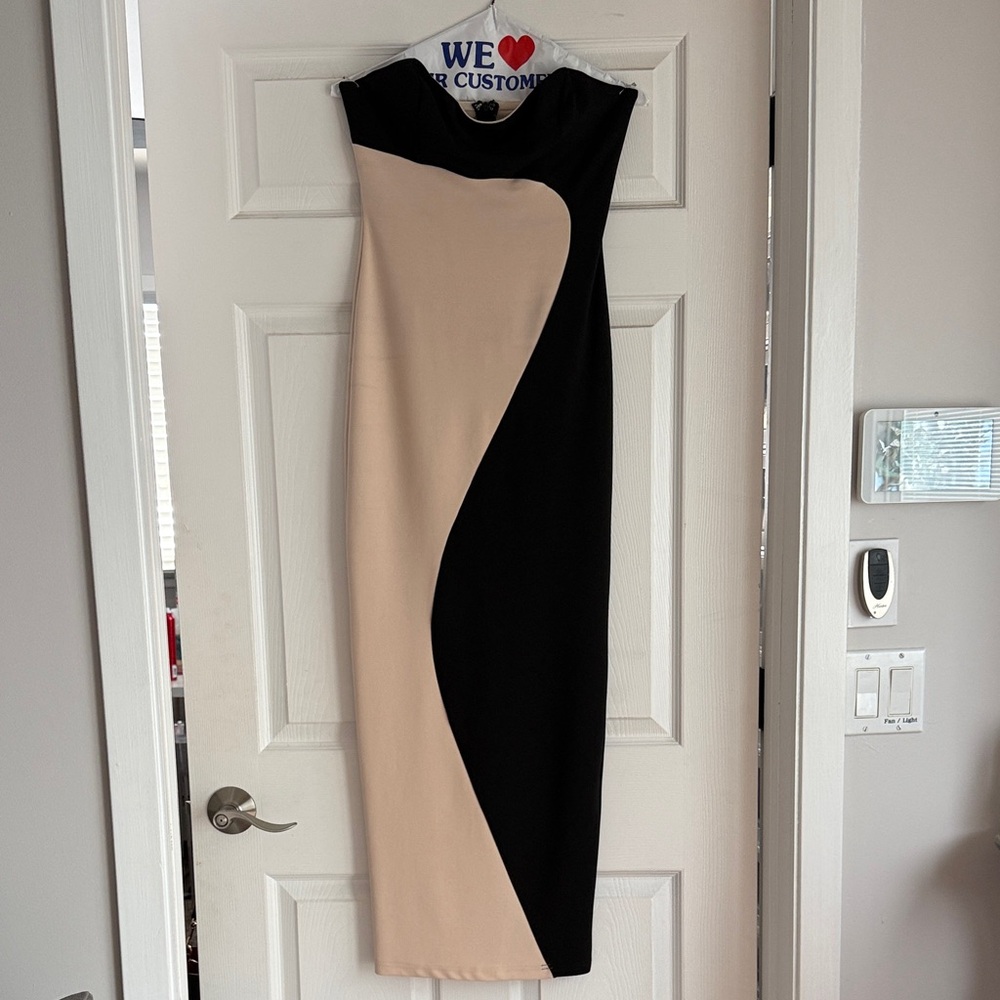Classy & Elegant black and tan dress